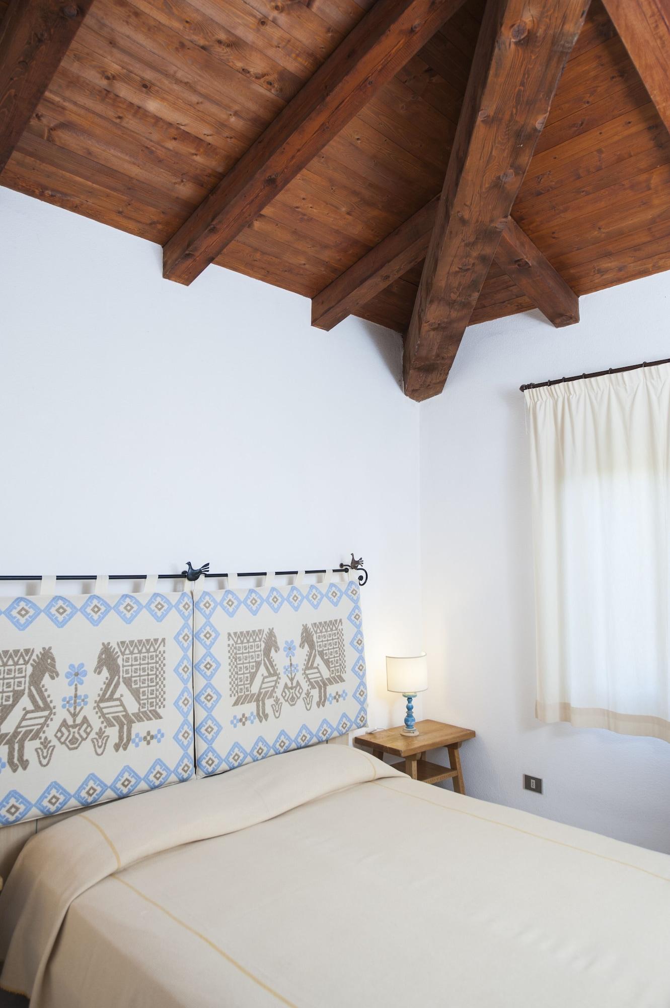 Residence Approdo Verde Сан-Теодоро Екстер'єр фото