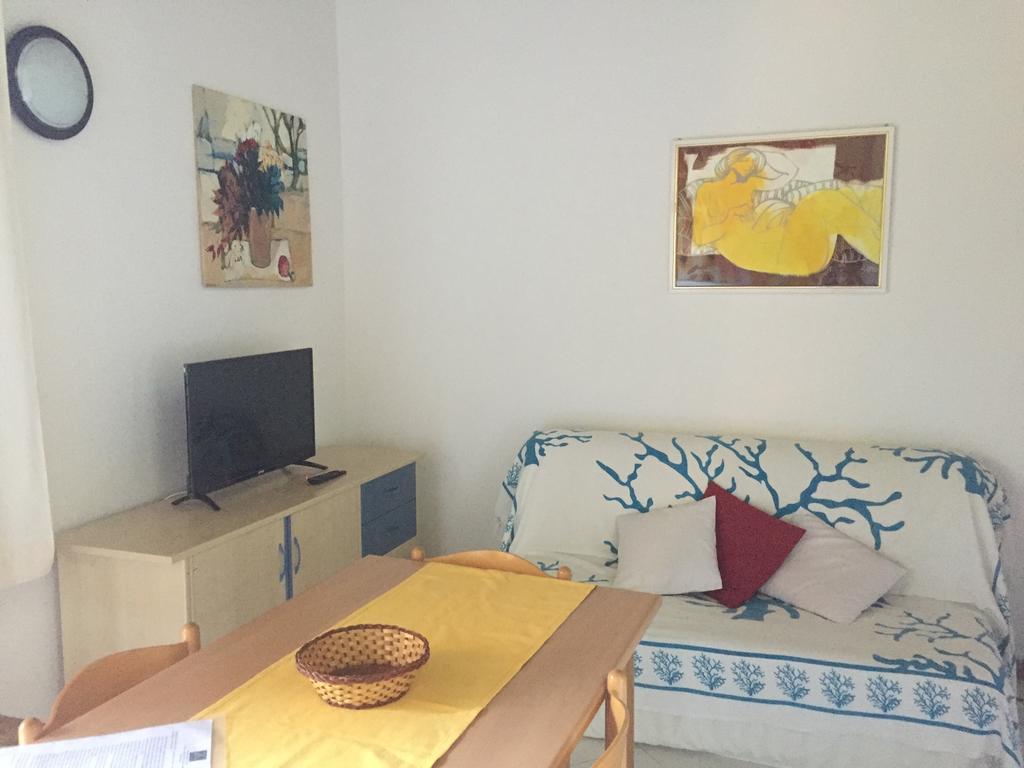 Residence Approdo Verde Сан-Теодоро Екстер'єр фото