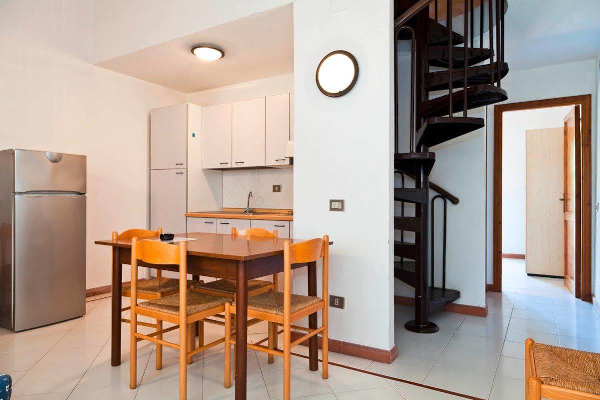 Residence Approdo Verde Сан-Теодоро Екстер'єр фото